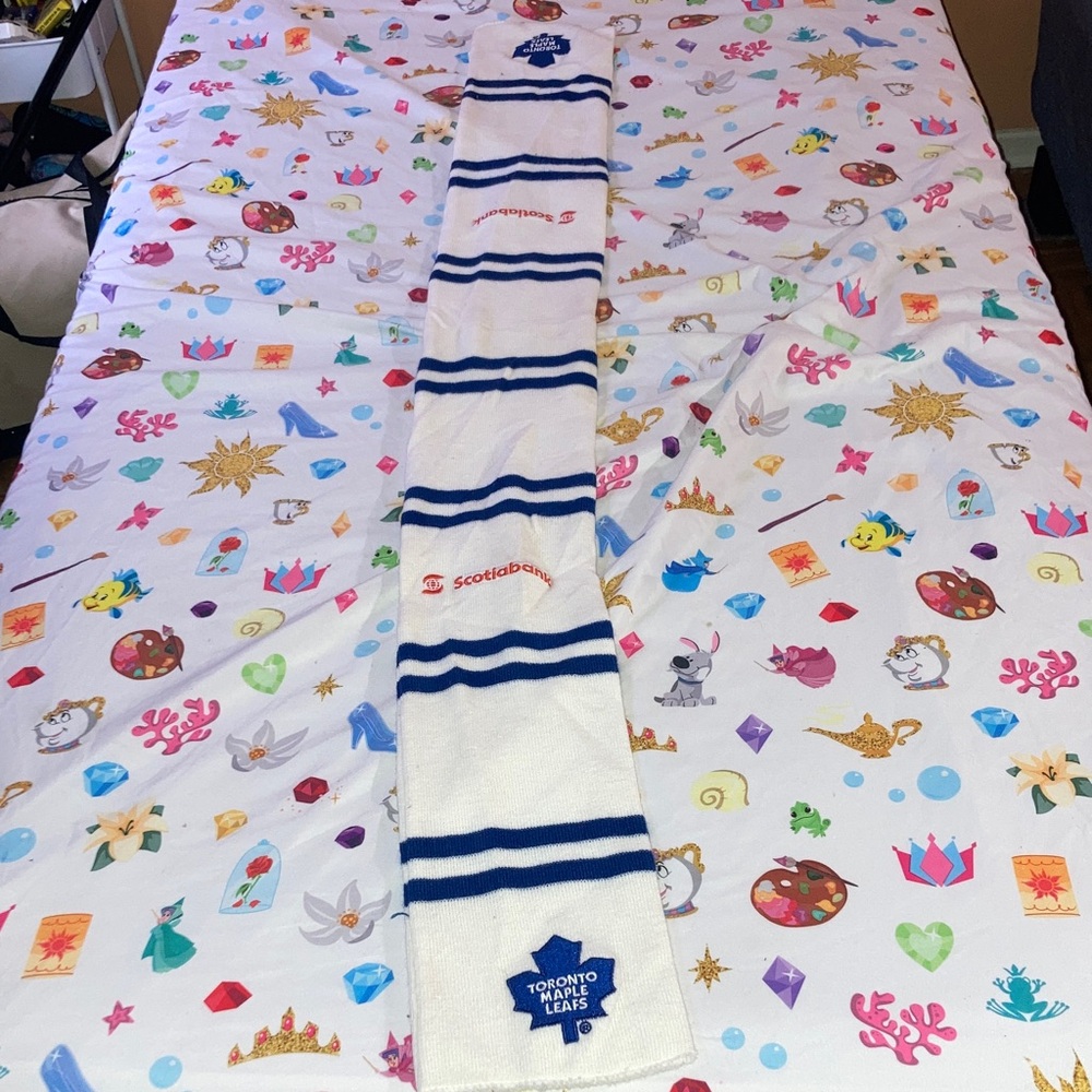Toronto Maple Leafs Scarf with Blue Stripes